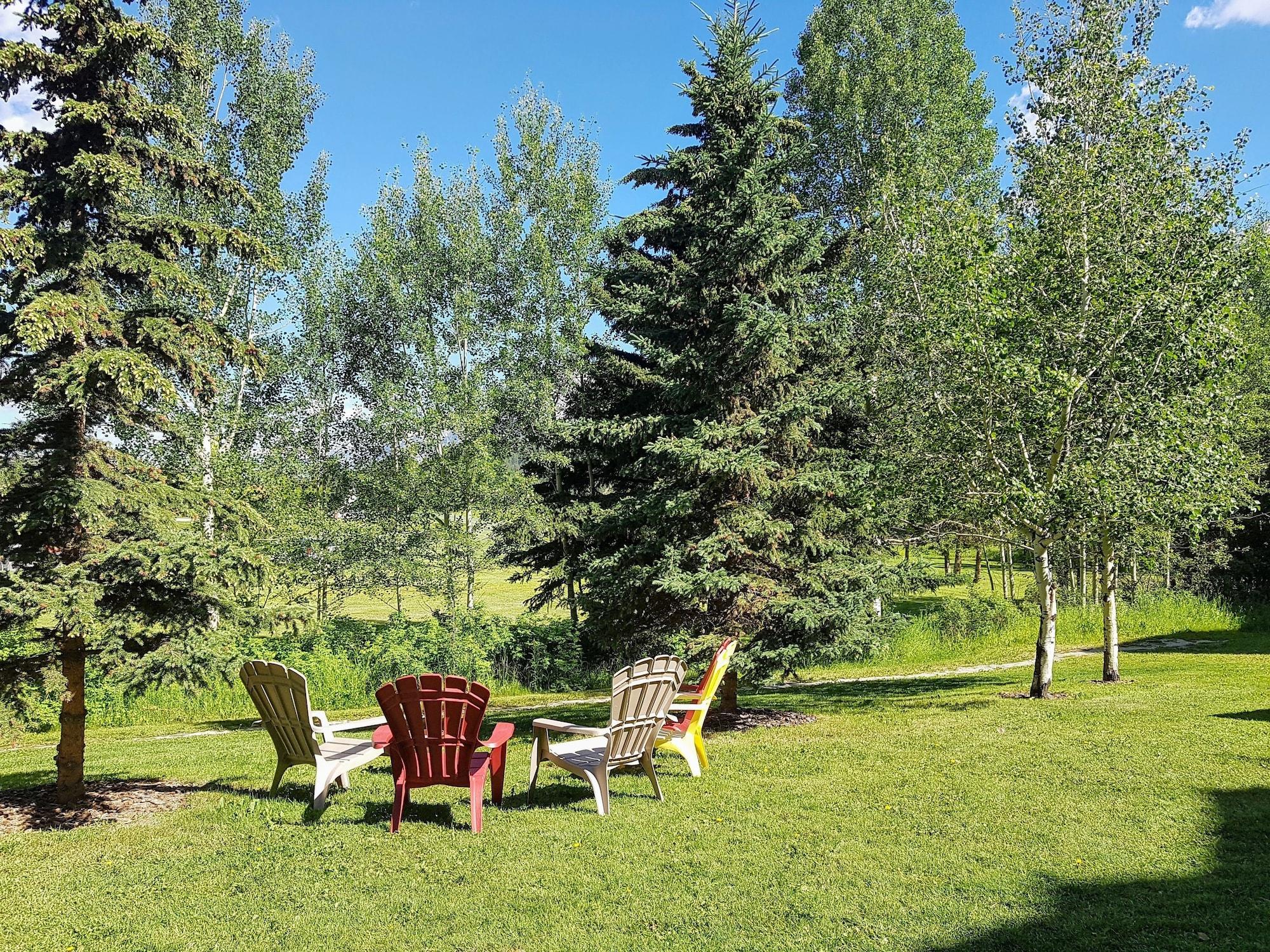 Sunset Mountain Inn Canmore Zewnętrze zdjęcie
