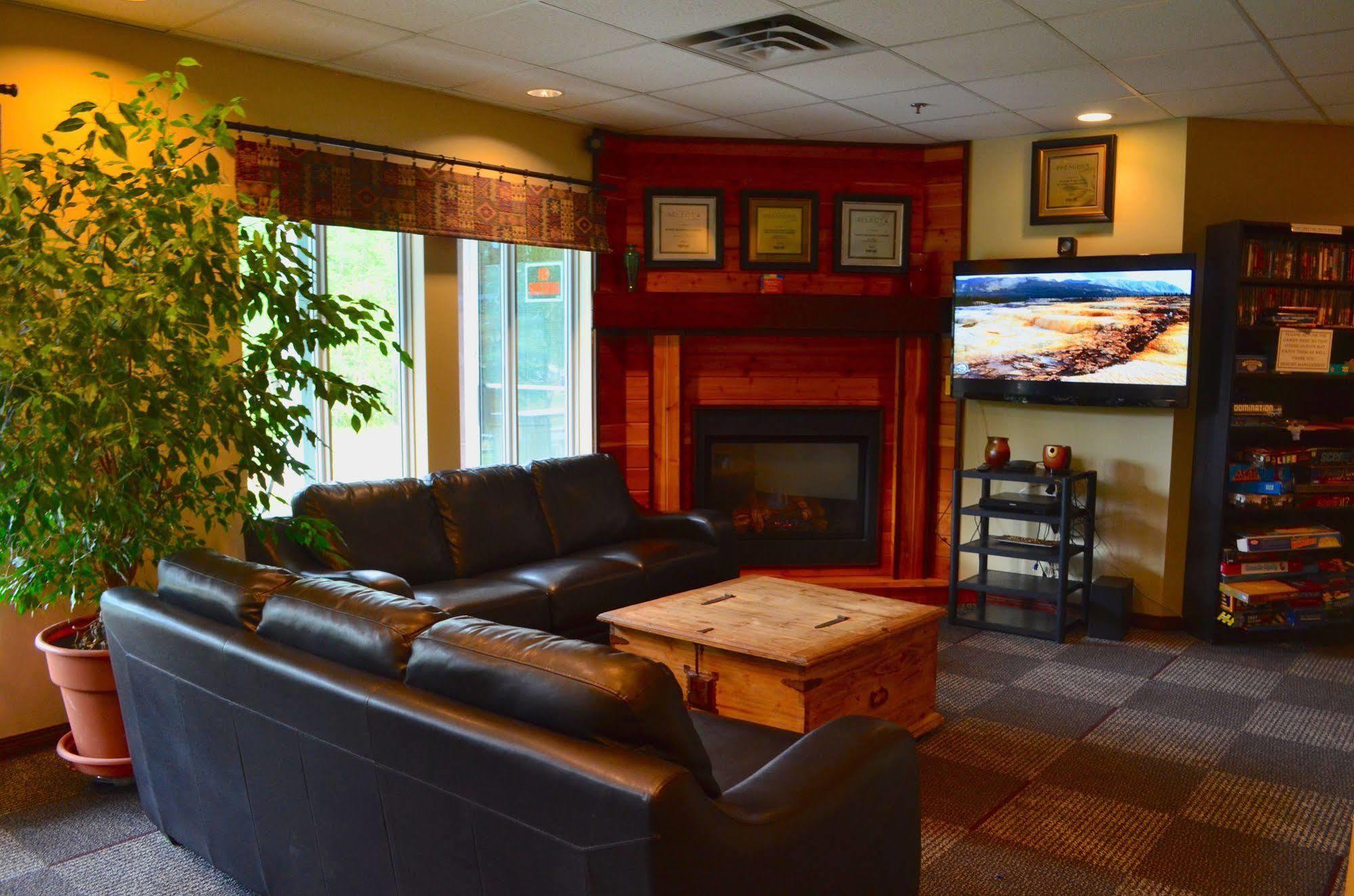 Sunset Mountain Inn Canmore Zewnętrze zdjęcie